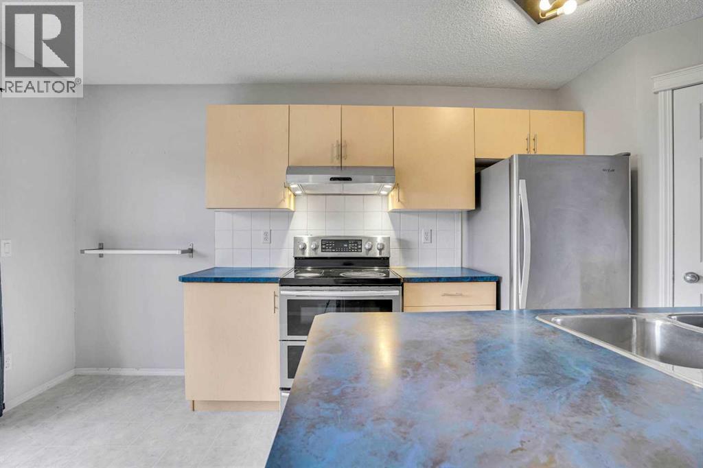 Single Family House for Sale in  Saddlemead Green NE Saddle Ridge Calgary 