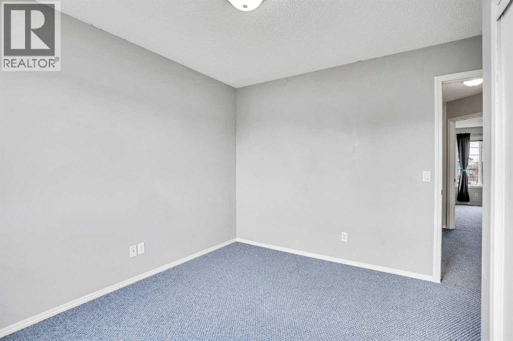 Single Family House for Sale in  Saddlemead Green NE Saddle Ridge Calgary 