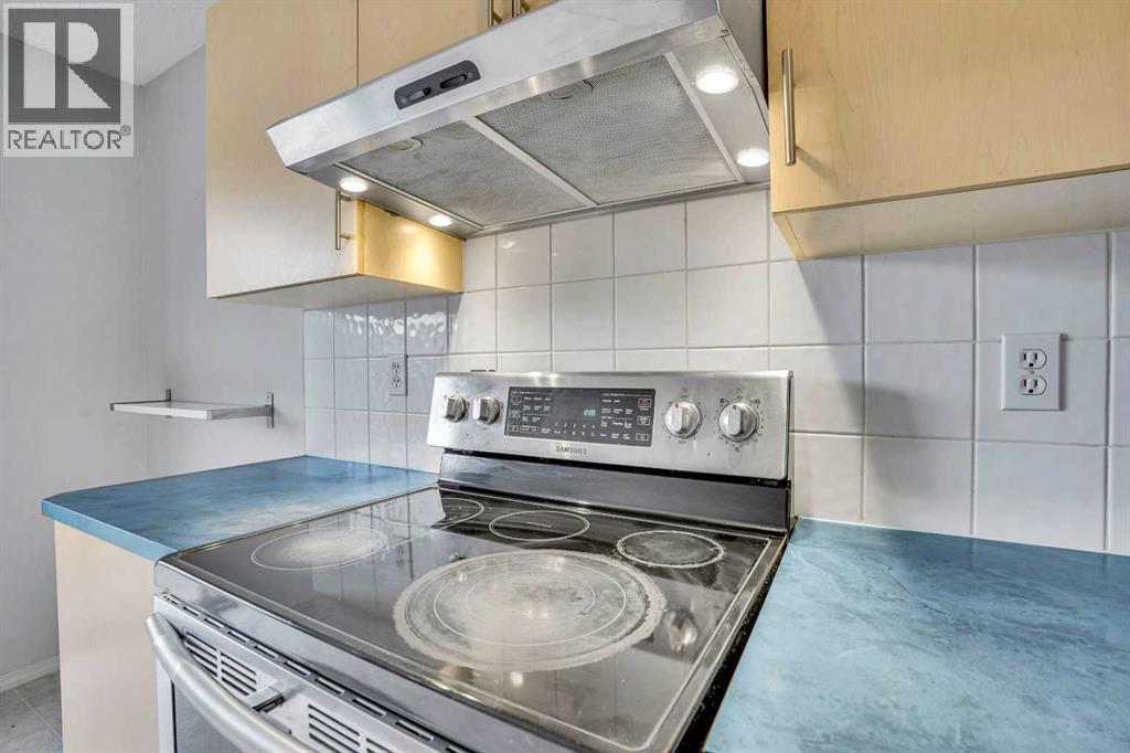 Single Family House for Sale in  Saddlemead Green NE Saddle Ridge Calgary 