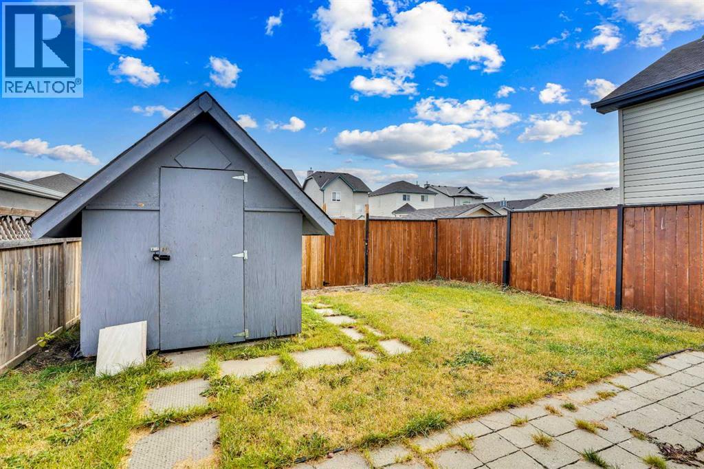 Single Family House for Sale in  Saddlemead Green NE Saddle Ridge Calgary 