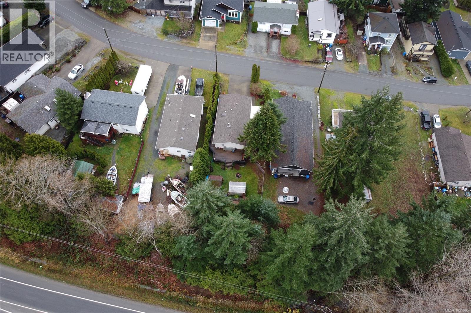 300 Lake Park Rd, Lake Cowichan