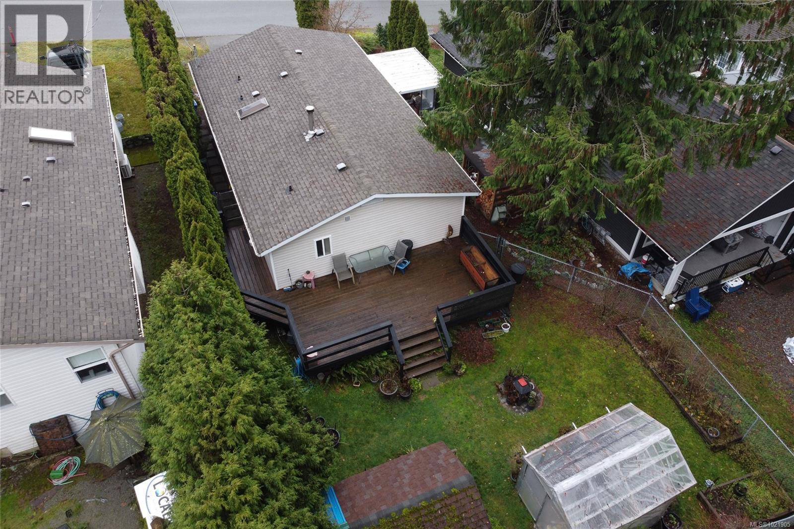 300 Lake Park Rd, Lake Cowichan