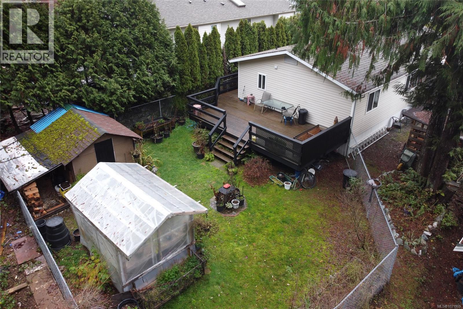 300 Lake Park Rd, Lake Cowichan