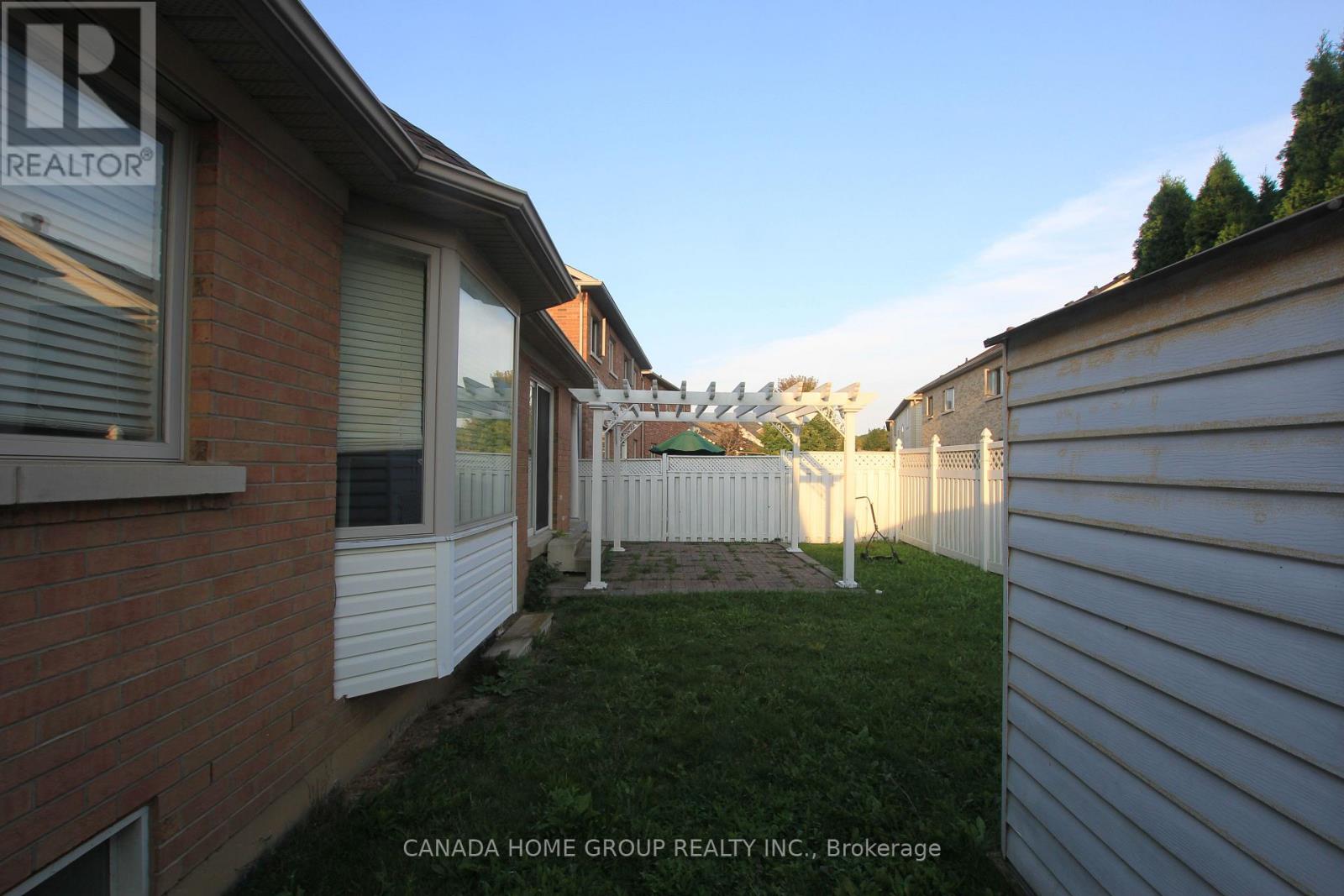 25 STEVENS DRIVE - 3