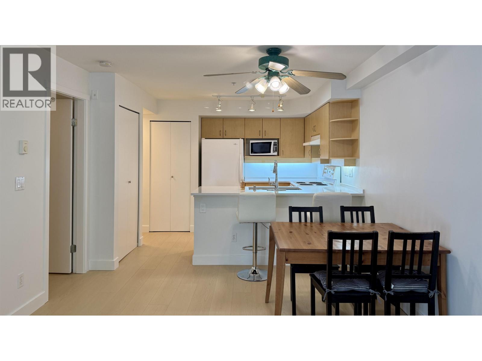 12 7077 EDMONDS STREET, Burnaby