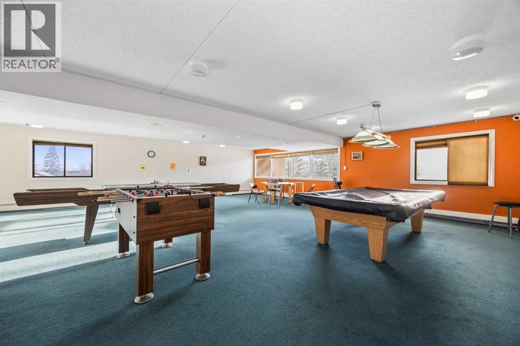 Single Family House for Sale in   Dalton Drive NW Dalhousie Calgary 