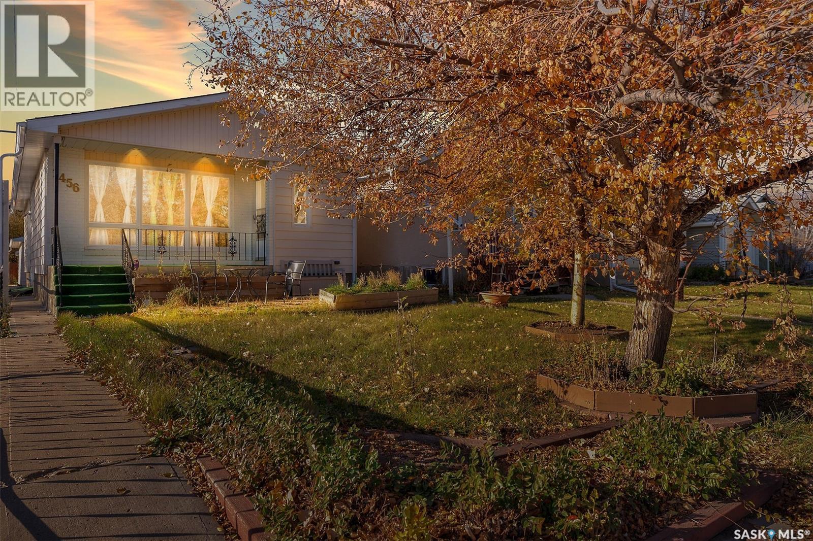 Single Family House Bungalow for Sale in  Connaught STREET Regina 