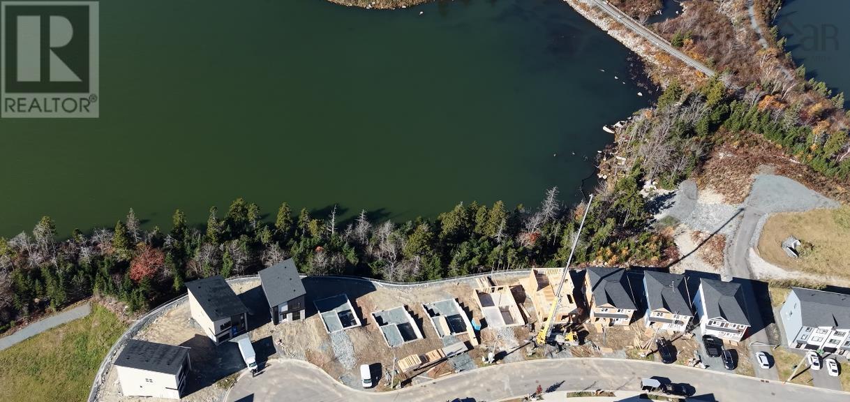 Property 4 of 4 of 127 Flatrock Crescent