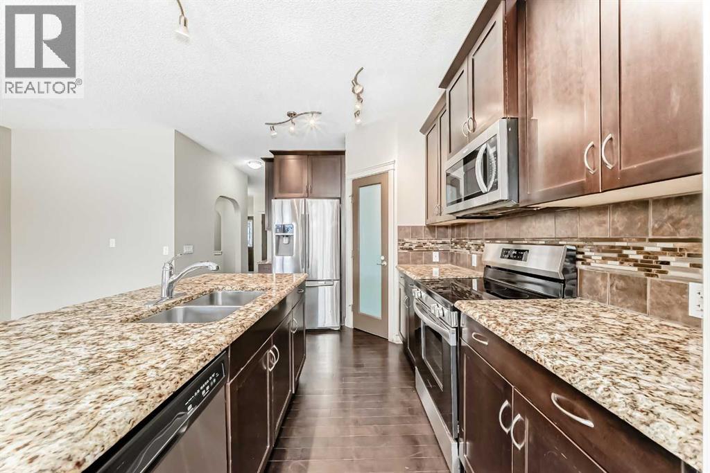 Single Family House for Sale in  Evanspark Manor NW Evanston Calgary 