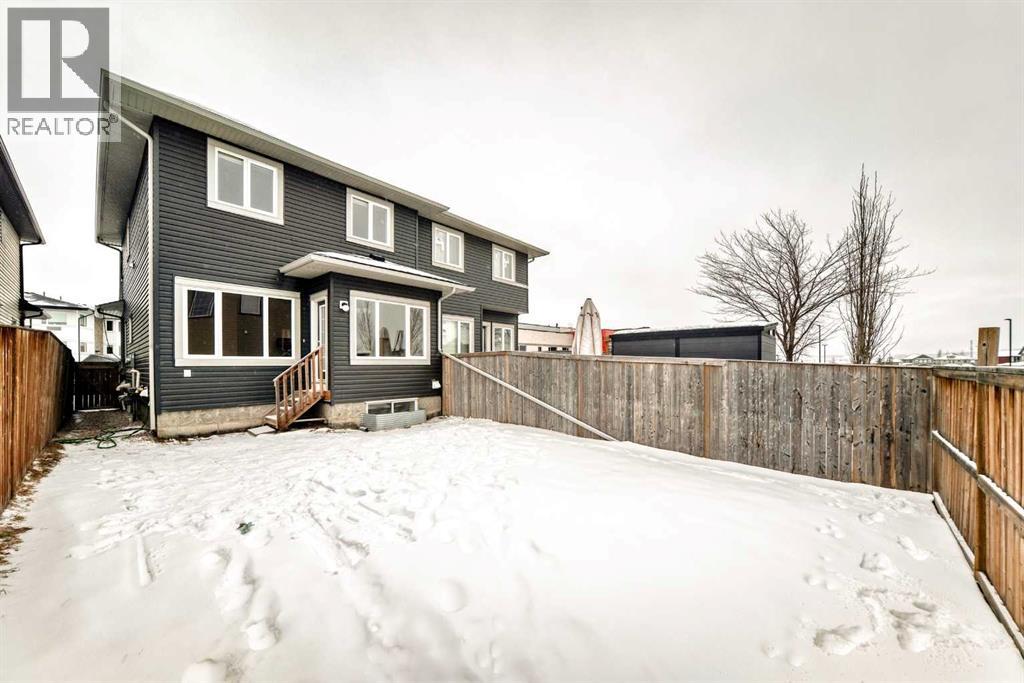 Single Family House for Sale in  Evanspark Manor NW Evanston Calgary 