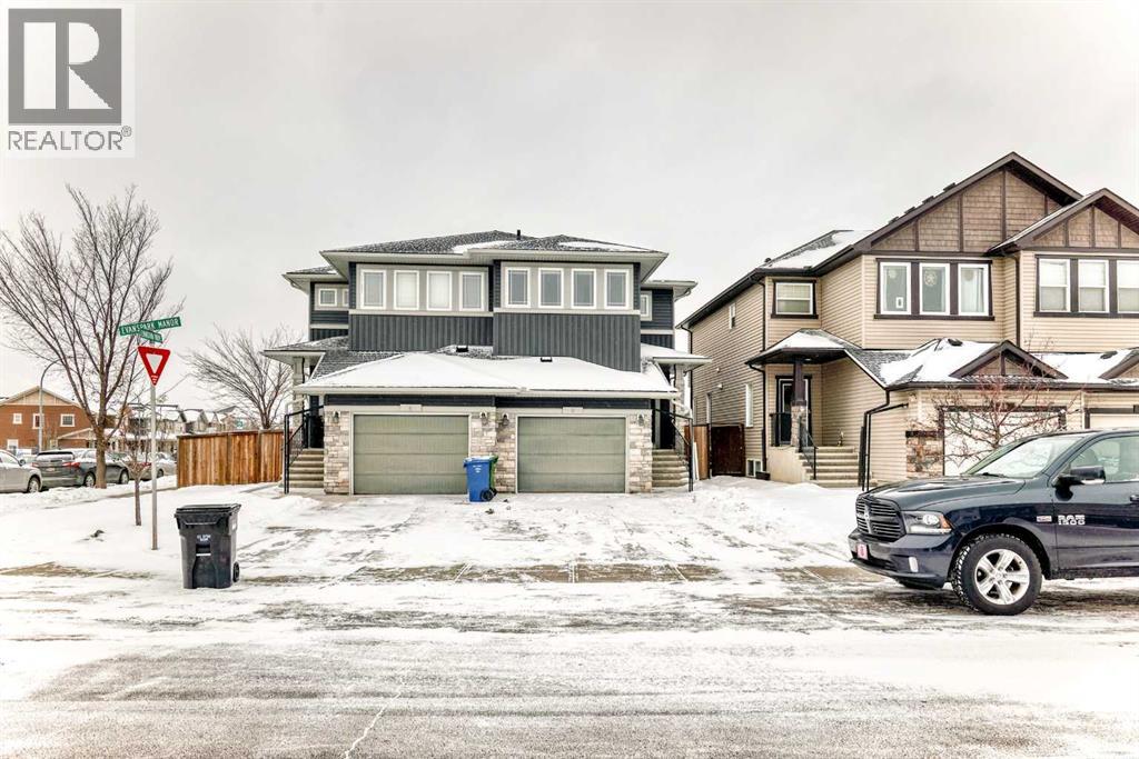 Single Family House for Sale in  Evanspark Manor NW Evanston Calgary 