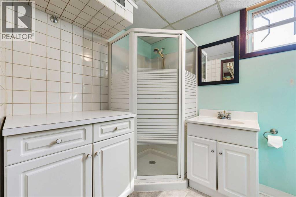 Single Family House Bungalow for Sale in   Avenue NW Cambrian Heights Calgary 