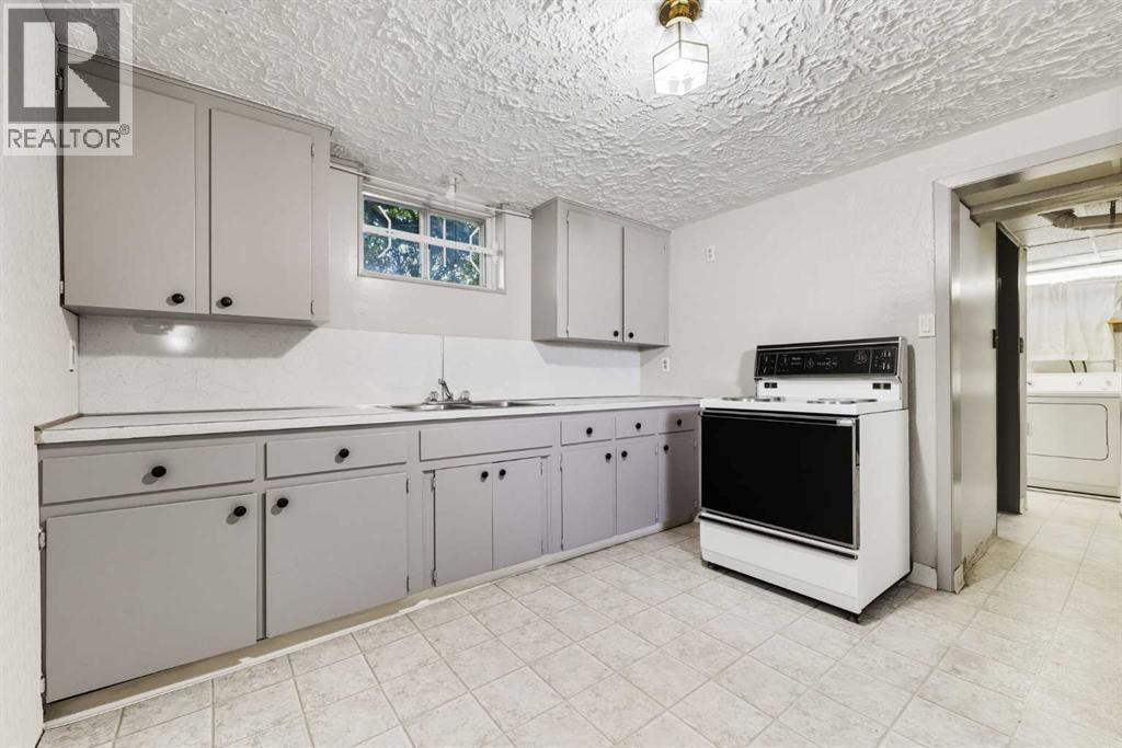 Single Family House Bungalow for Sale in   Avenue NW Cambrian Heights Calgary 