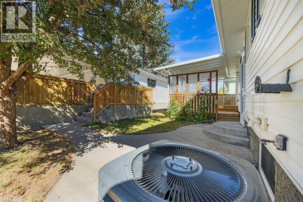 Single Family House Bungalow for Sale in   Avenue NW Cambrian Heights Calgary 