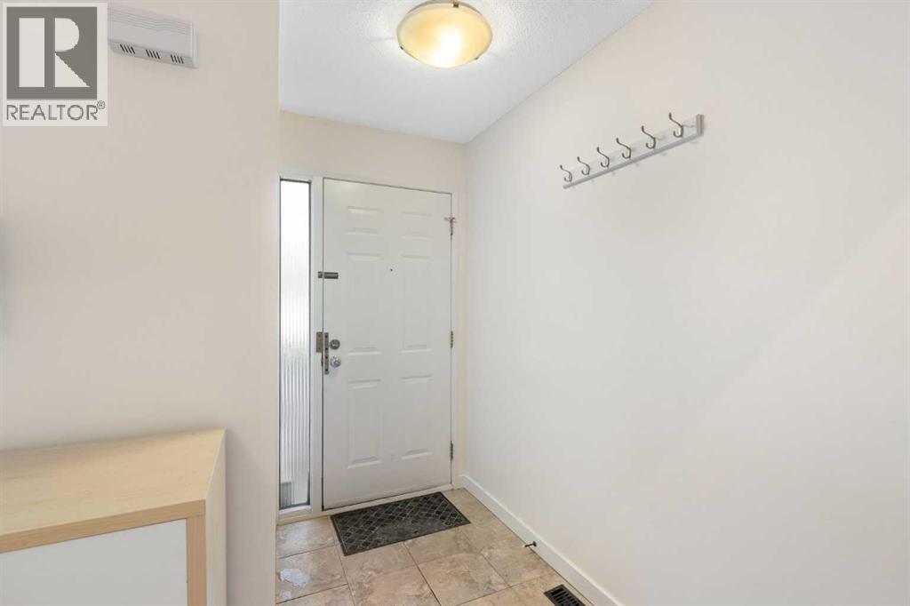 Single Family House for Sale in    Avenue SE Acadia Calgary 