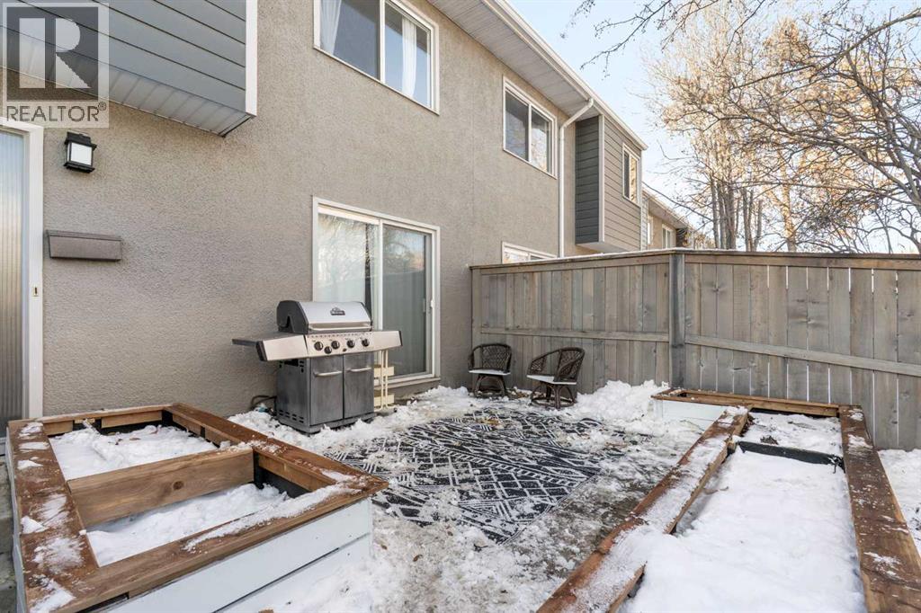 Single Family House for Sale in    Avenue SE Acadia Calgary 