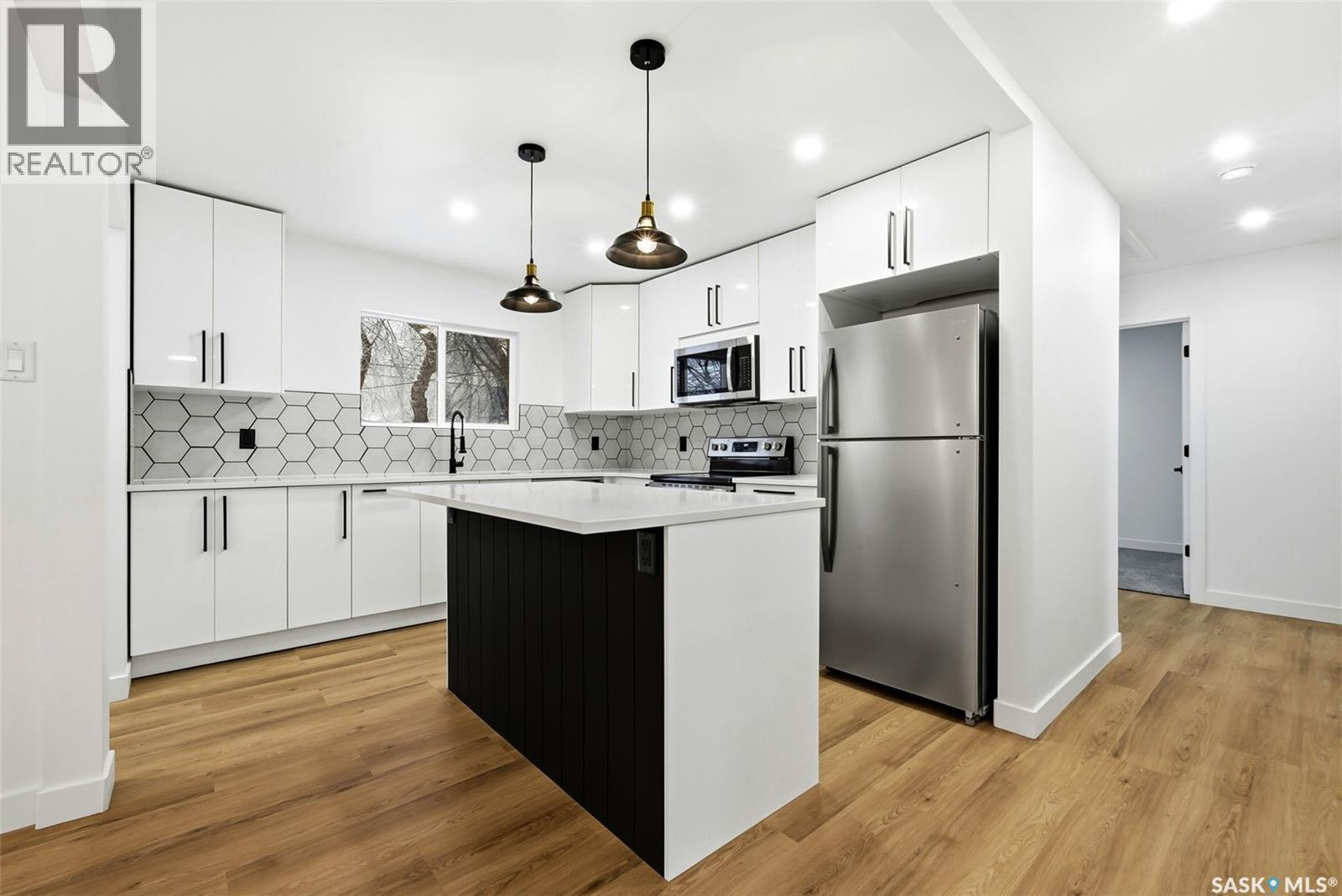 Single Family House Bungalow for Sale in  Empress STREET Regina 