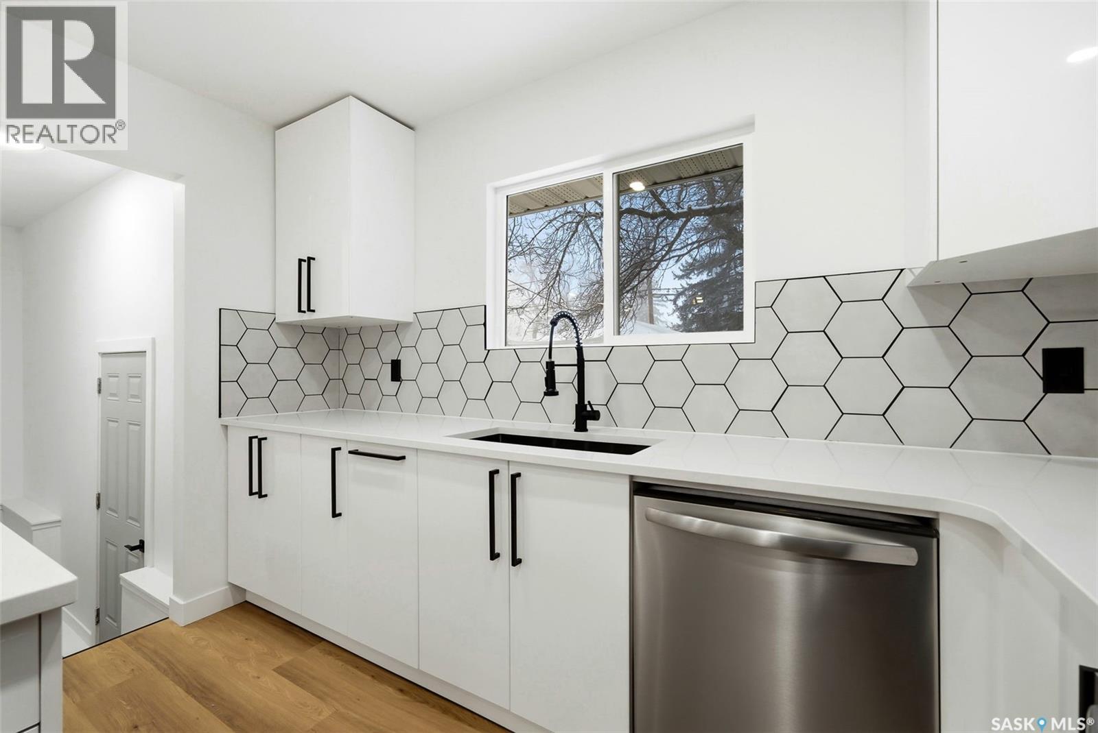 Single Family House Bungalow for Sale in  Empress STREET Regina 