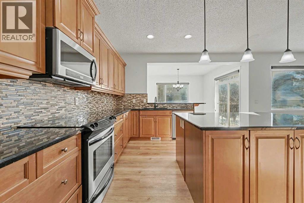 Single Family House for Sale in  Autumn Gardens SE Auburn Bay Calgary 