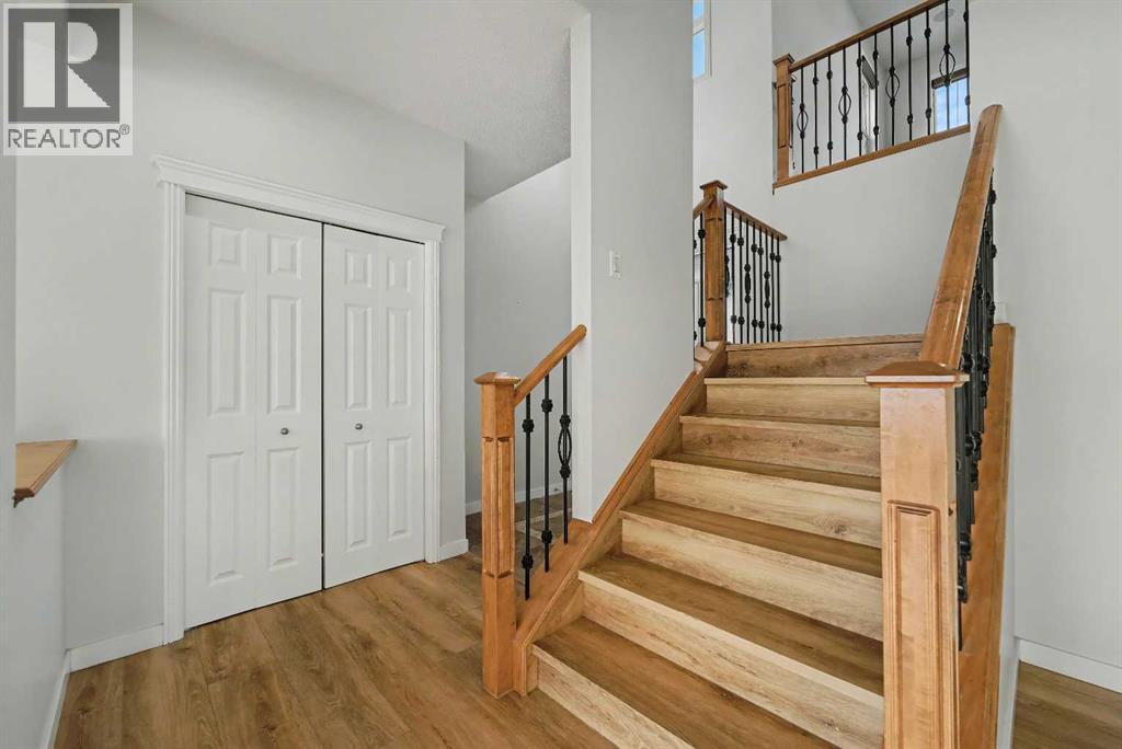 Single Family House for Sale in  Autumn Gardens SE Auburn Bay Calgary 