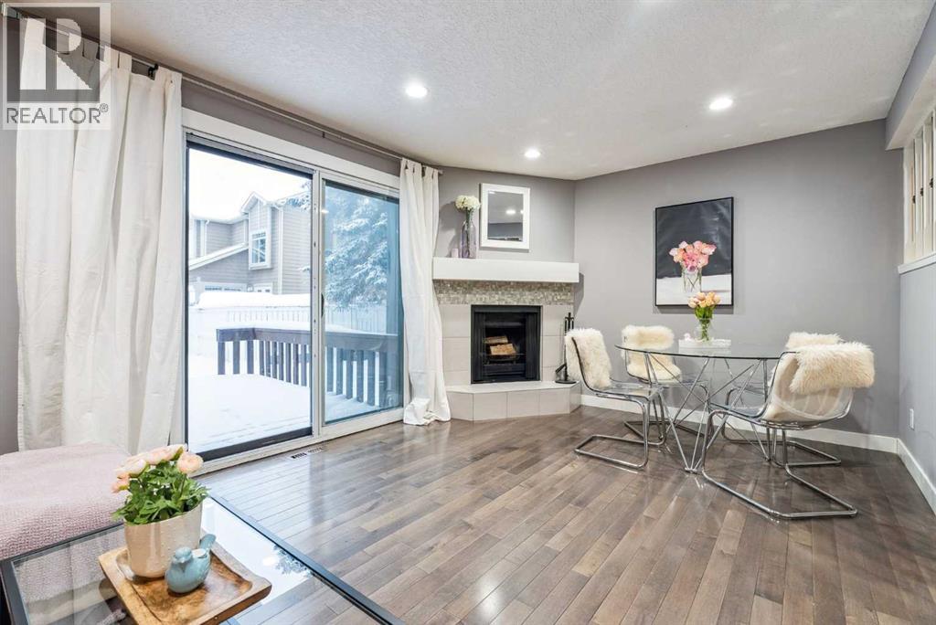 Single Family House for Sale in   Varsity Estates Drive NW Varsity Calgary 