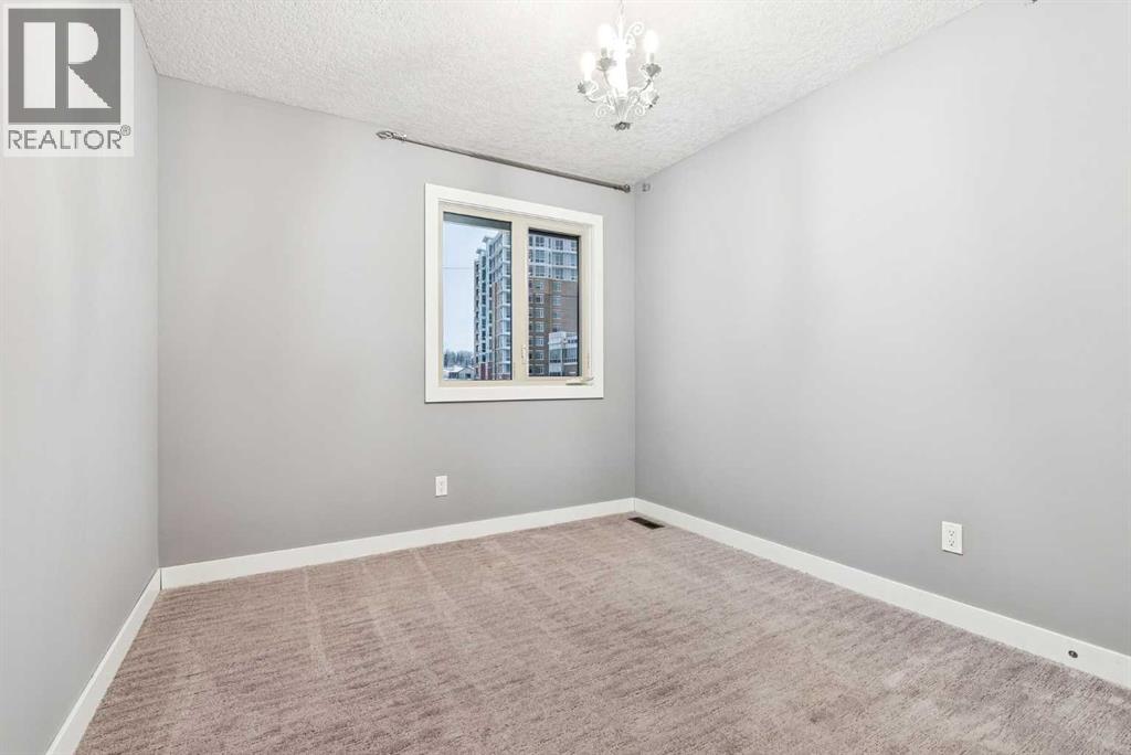 Single Family House for Sale in   Varsity Estates Drive NW Varsity Calgary 