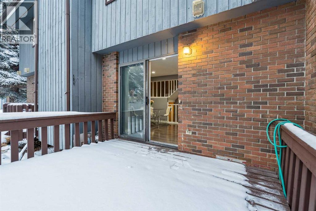 Single Family House for Sale in   Varsity Estates Drive NW Varsity Calgary 