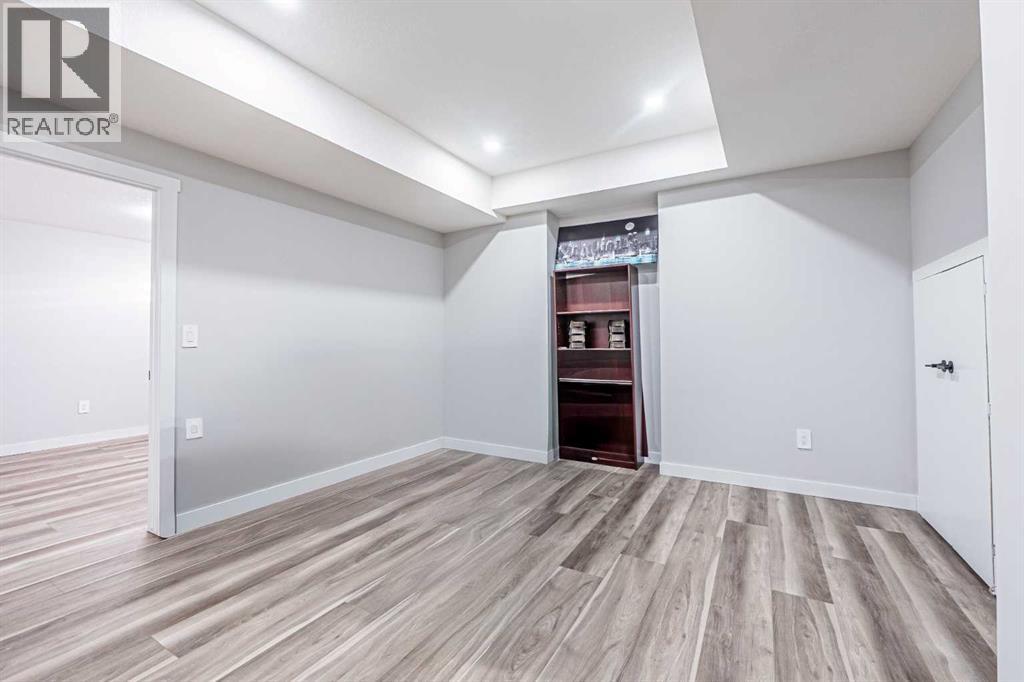 Single Family House for Sale in  Savanna Way NE Saddle Ridge Calgary 