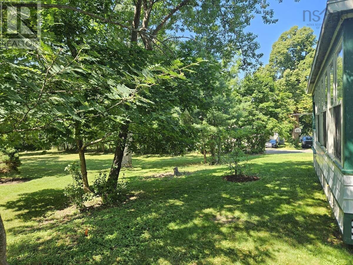 Property 12 of 49 of 85 Alexander Street