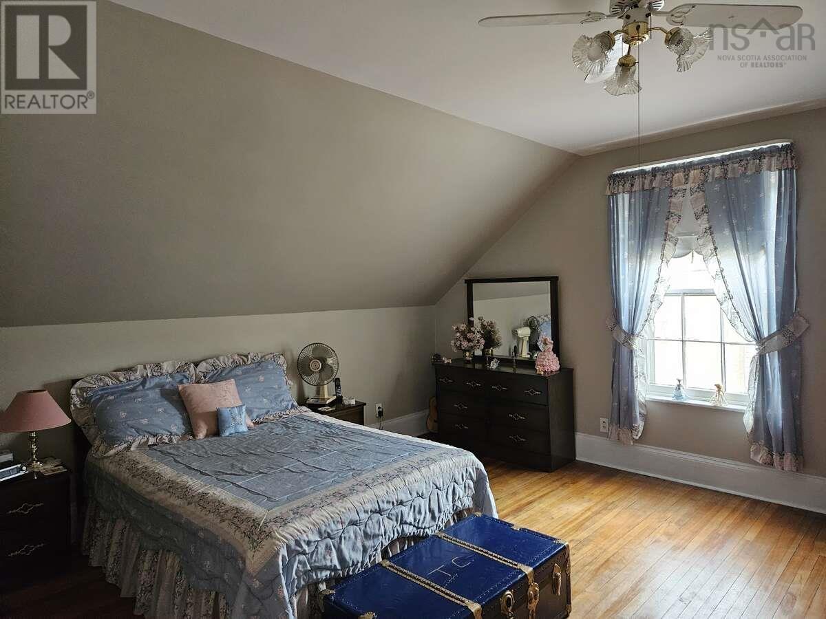 Property 41 of 49 of 85 Alexander Street