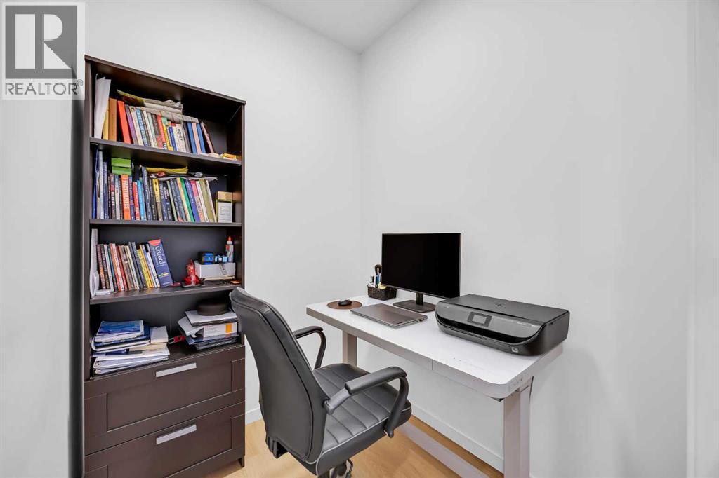 16 Magnolia Bay SE, Calgary, Alberta