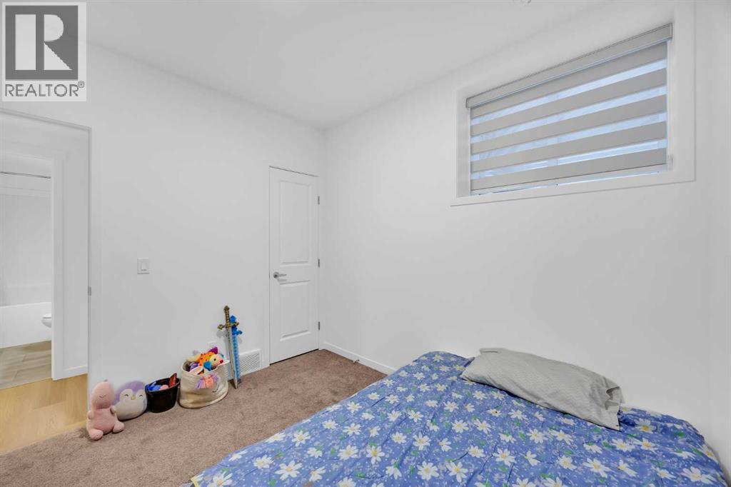 Single Family House for Sale in  Magnolia Bay SE Mahogany Calgary 