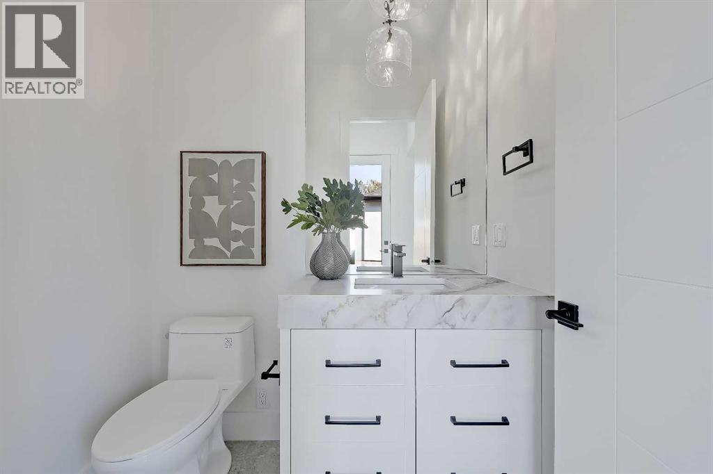 Single Family House for Sale in   Avenue SW Shaganappi Calgary 