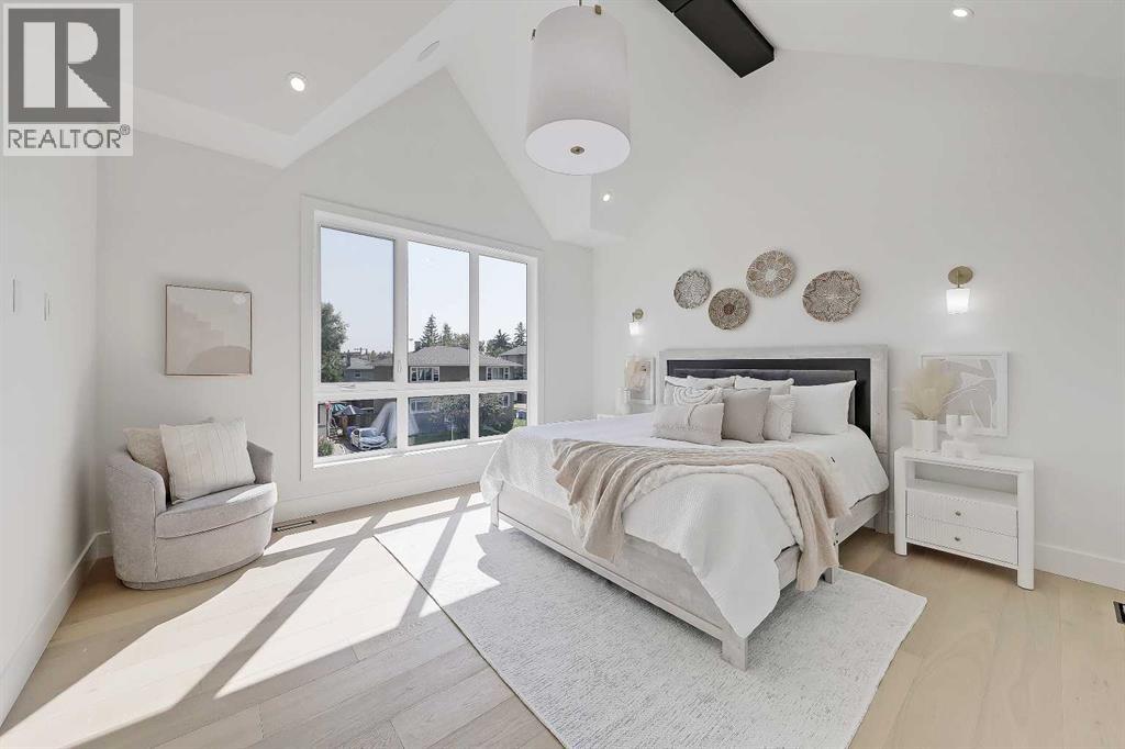 Single Family House for Sale in   Avenue SW Shaganappi Calgary 