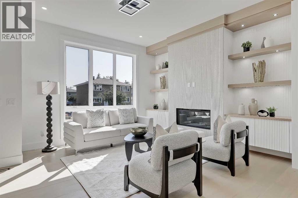 Single Family House for Sale in   Avenue SW Shaganappi Calgary 