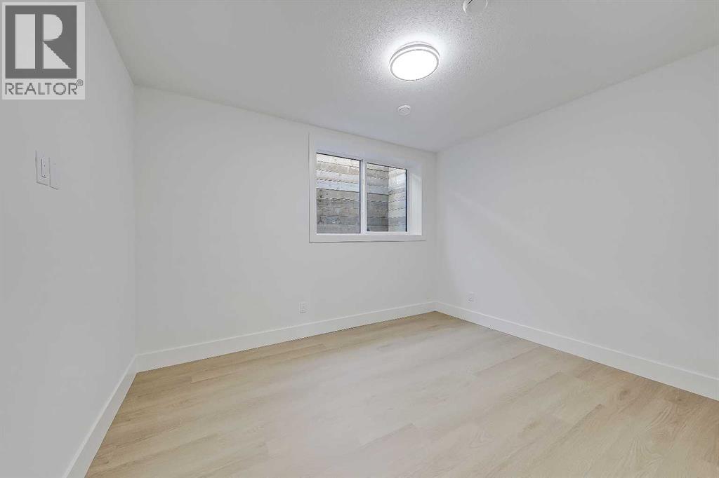 Single Family House for Sale in   Avenue SW Shaganappi Calgary 