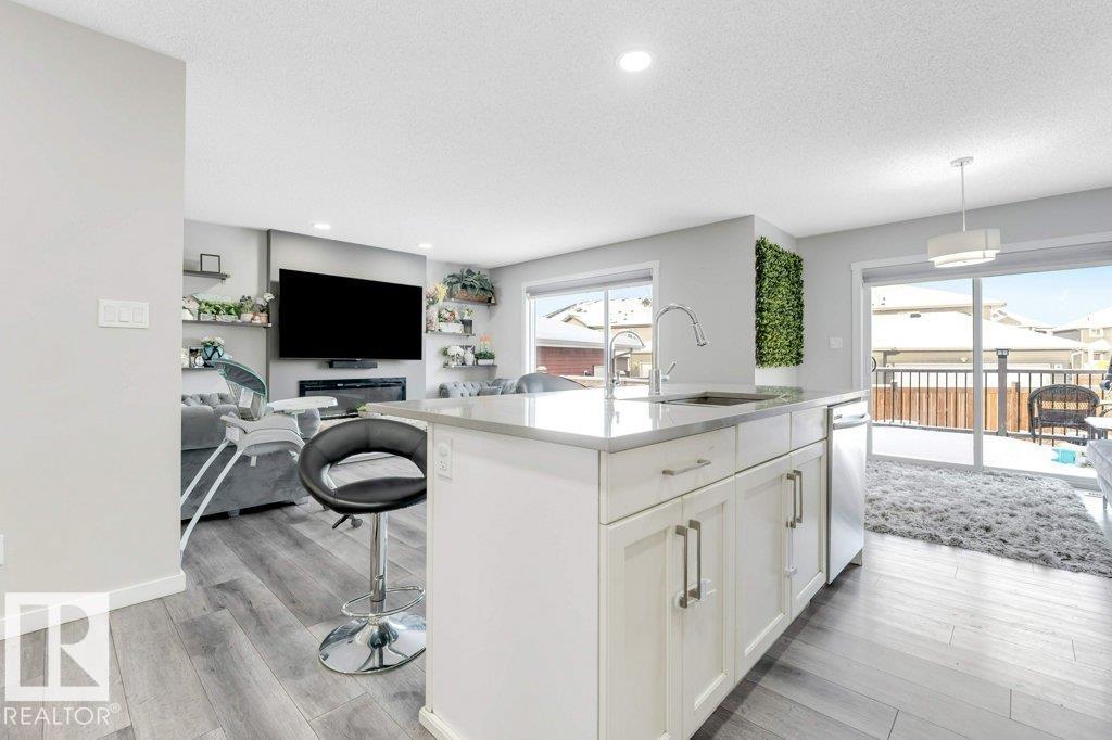 2326 WONNACOTT CR SW, Edmonton