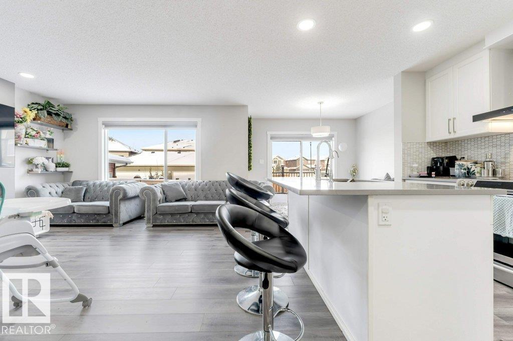 2326 WONNACOTT CR SW, Edmonton