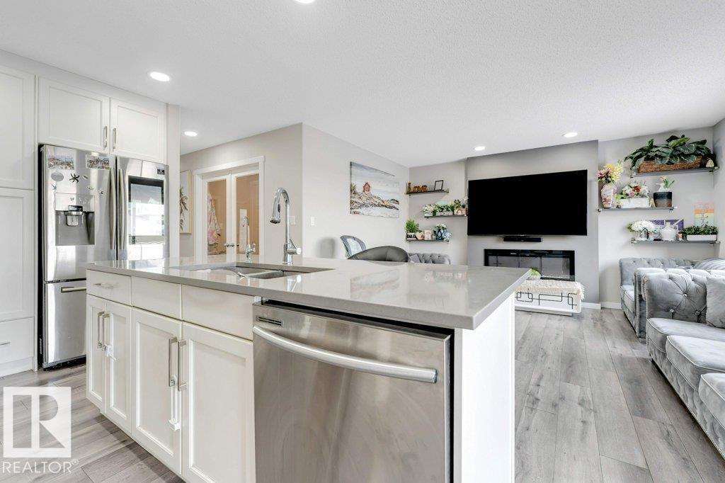 2326 WONNACOTT CR SW, Edmonton