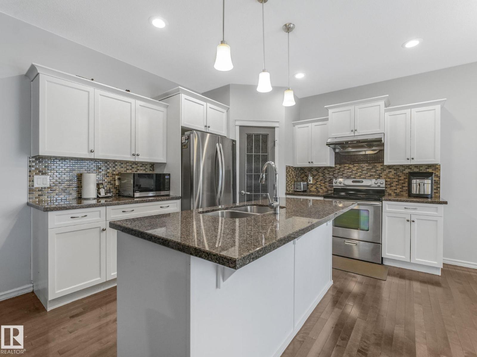 540 59 ST SW SW, Edmonton