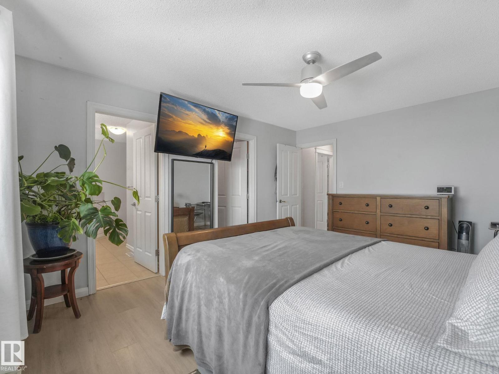 540 59 ST SW SW, Edmonton