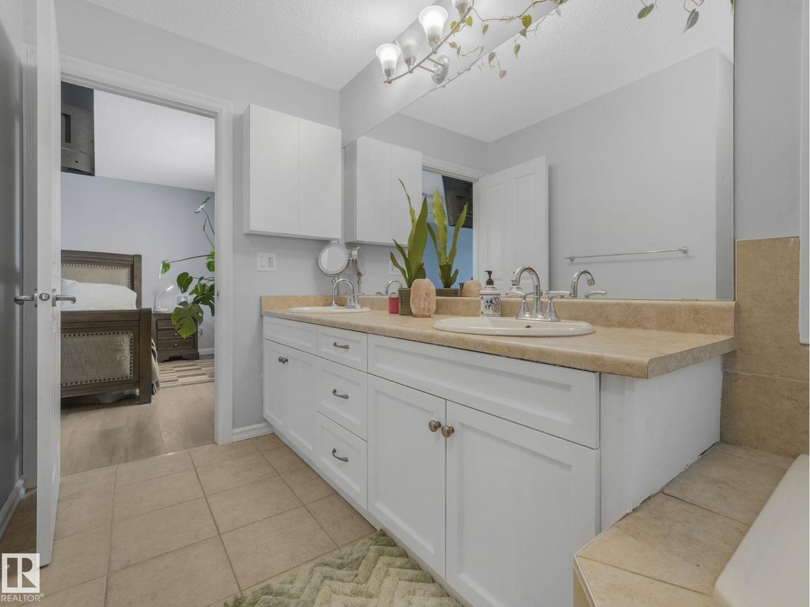 540 59 ST SW SW, Edmonton