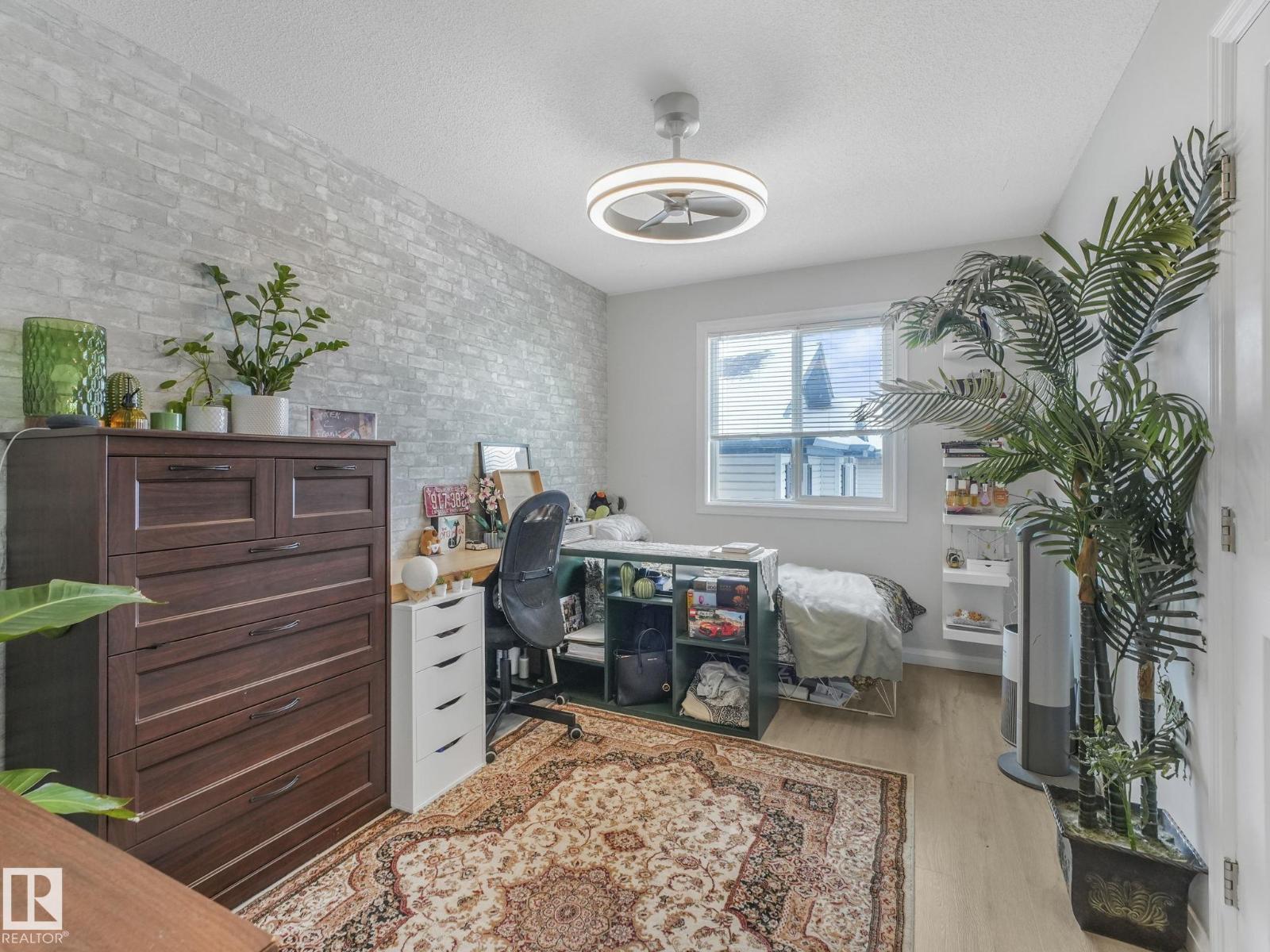 540 59 ST SW SW, Edmonton