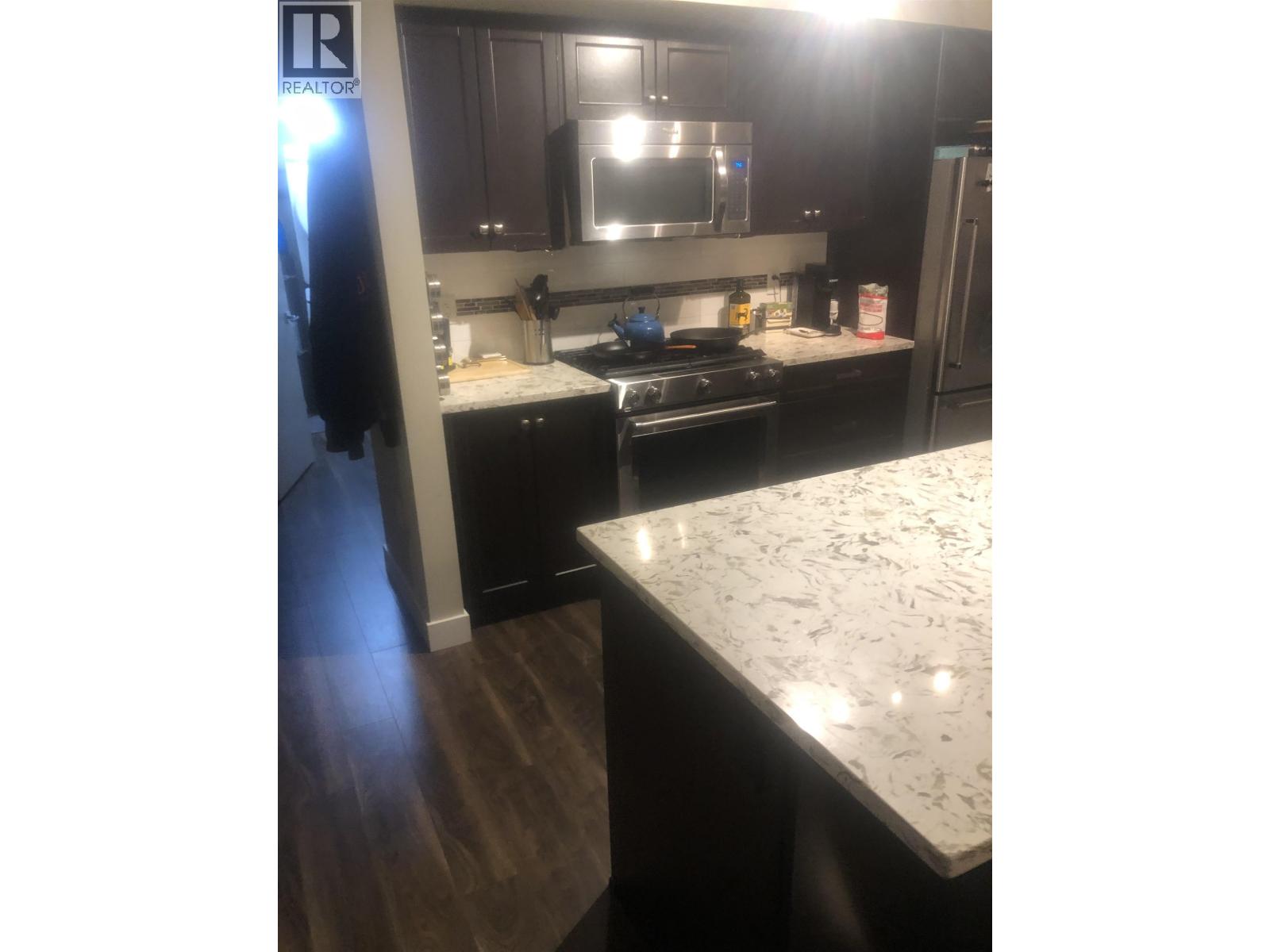 #301-4815 55B Street, Delta