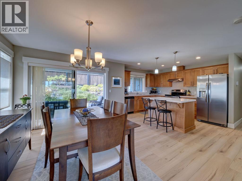 5537 PEREGRINE CRESCENT, Sechelt