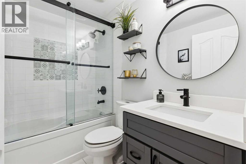 Single Family House 4 Level for Sale in   Avenue SE Acadia Calgary 