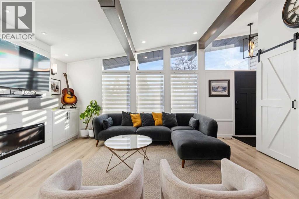 Single Family House 4 Level for Sale in   Avenue SE Acadia Calgary 