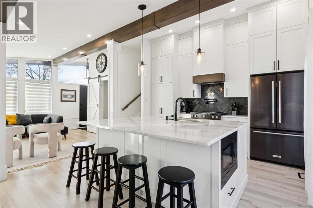 Single Family House 4 Level for Sale in   Avenue SE Acadia Calgary 