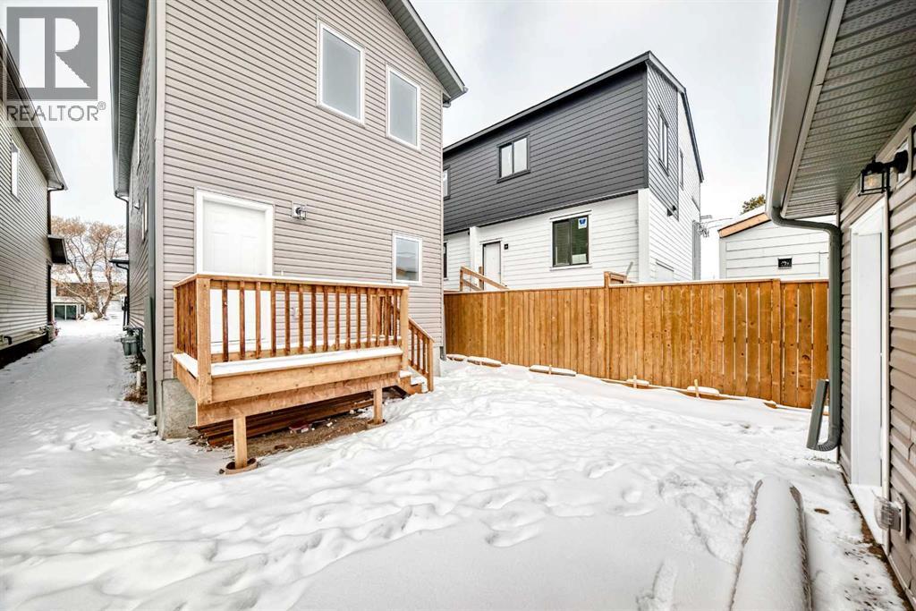 Single Family House for Sale in   Street SE Forest Lawn Calgary 