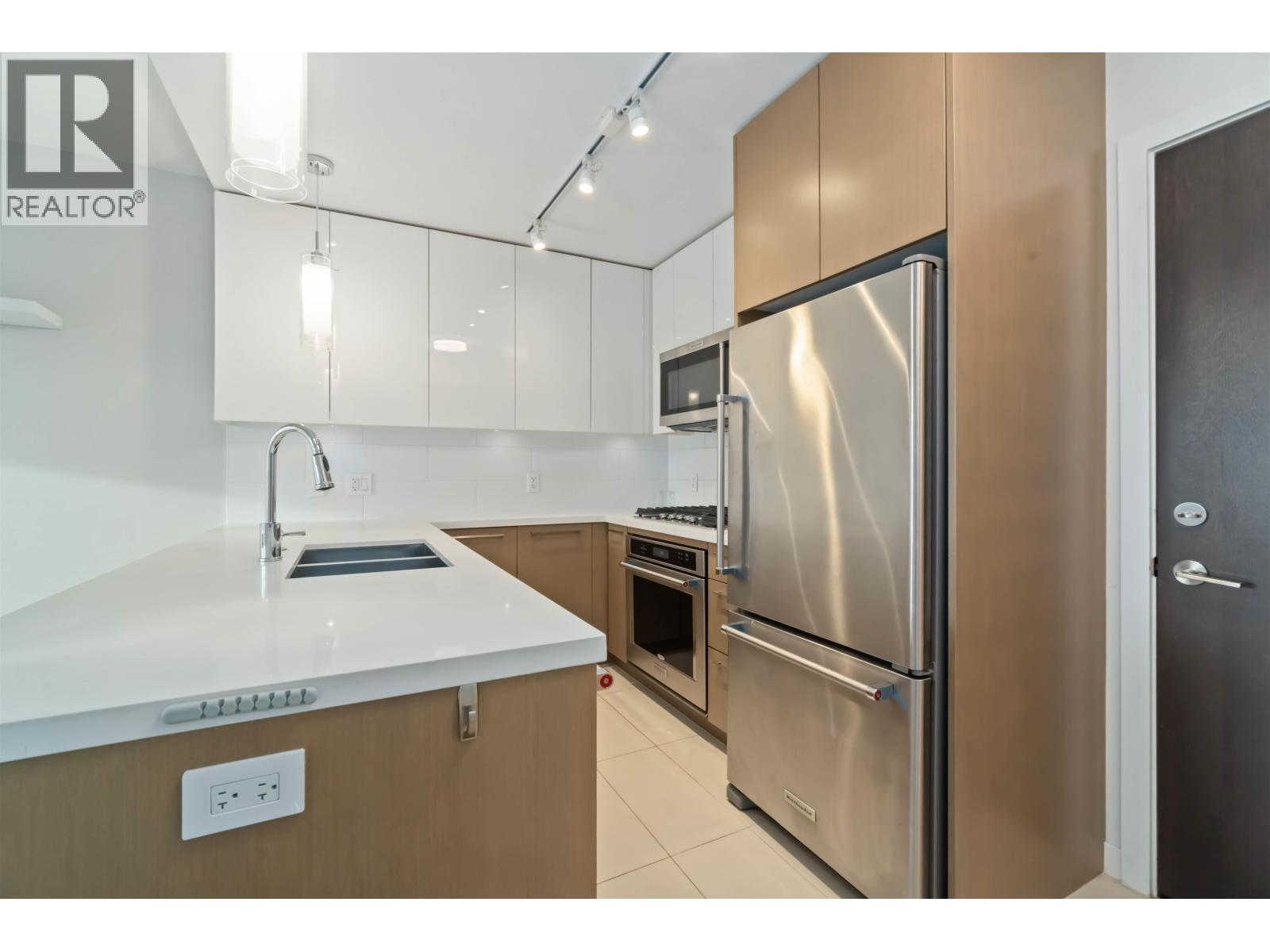 1007 271 FRANCIS WAY, New Westminster